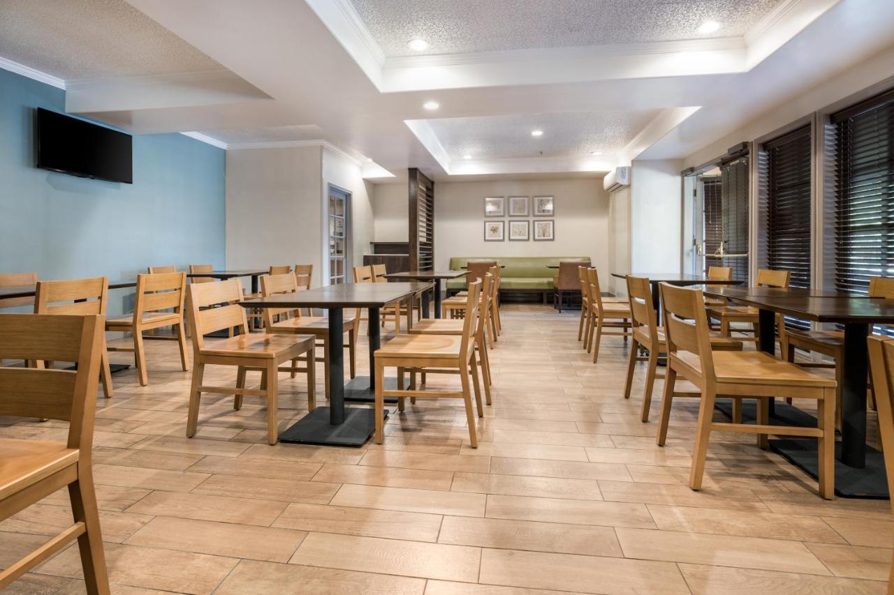 Mainstay Suites Orange County John Wayne Airport Santa Ana Bagian luar foto