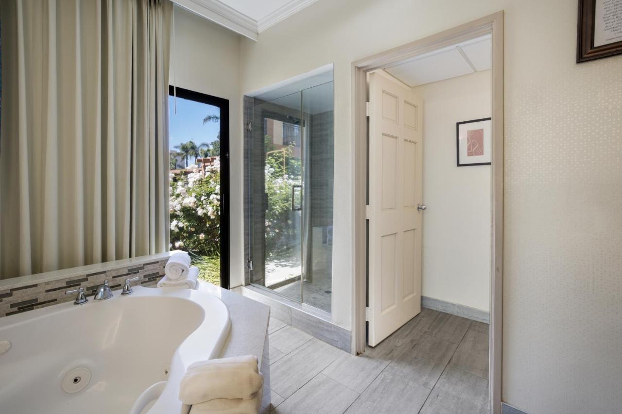 Mainstay Suites Orange County John Wayne Airport Santa Ana Bagian luar foto