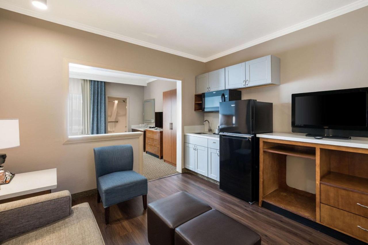 Mainstay Suites Orange County John Wayne Airport Santa Ana Bagian luar foto