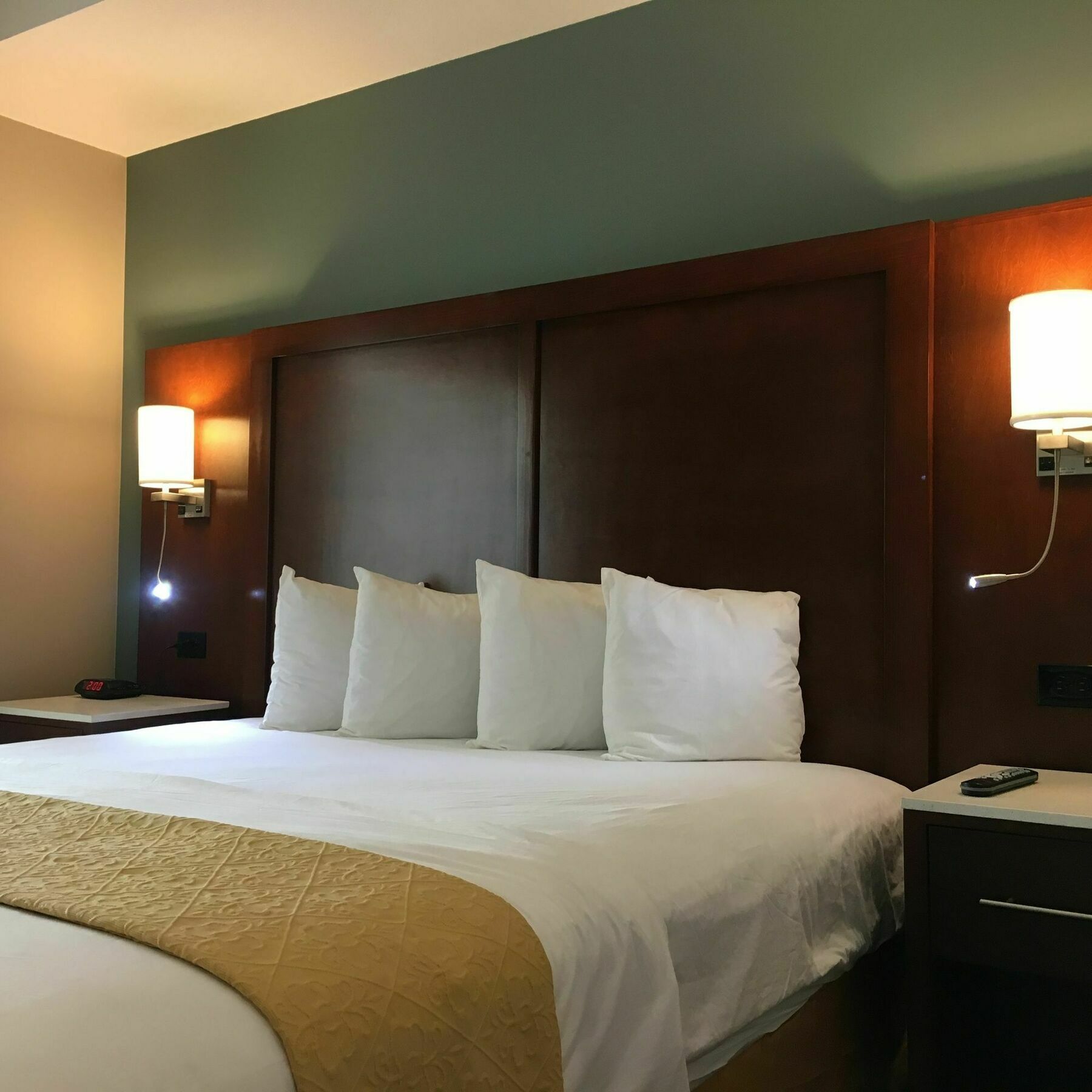 Mainstay Suites Orange County John Wayne Airport Santa Ana Bagian luar foto